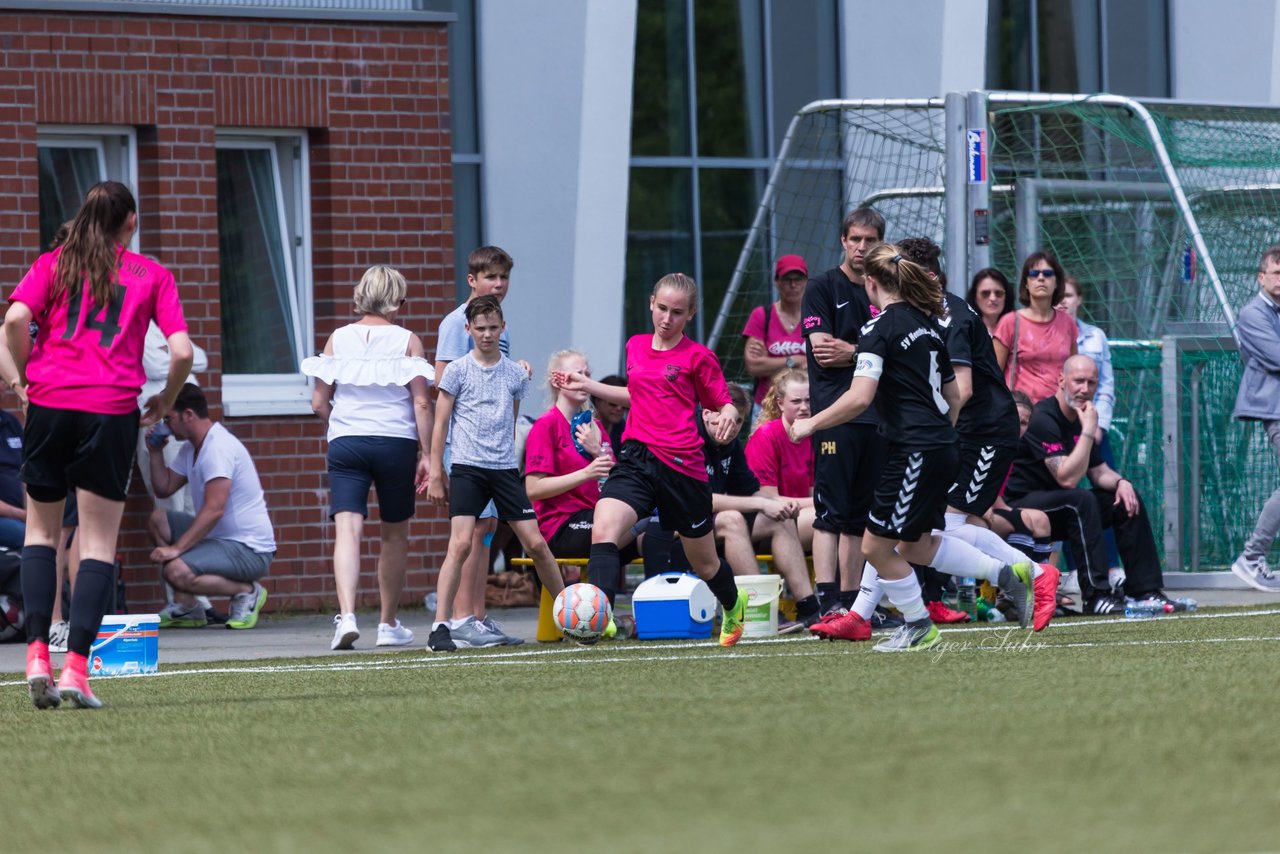 Bild 171 - B-Juniorinnen Pokalfinale SV Henstedt Ulzburg - SG Holstein Sued : 2:0